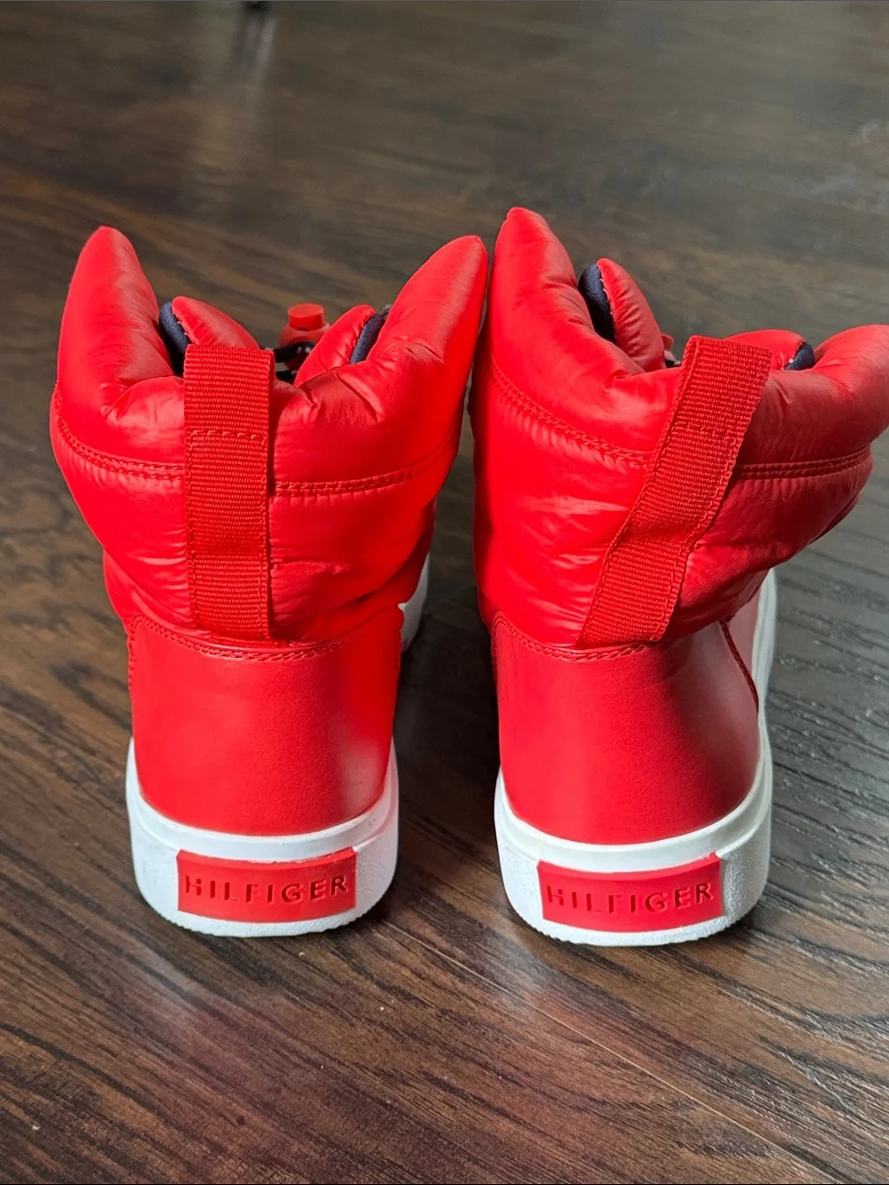 Tommy Hilfiger Striking Red ❤️ Quilted Lace-Up Winter Boots
